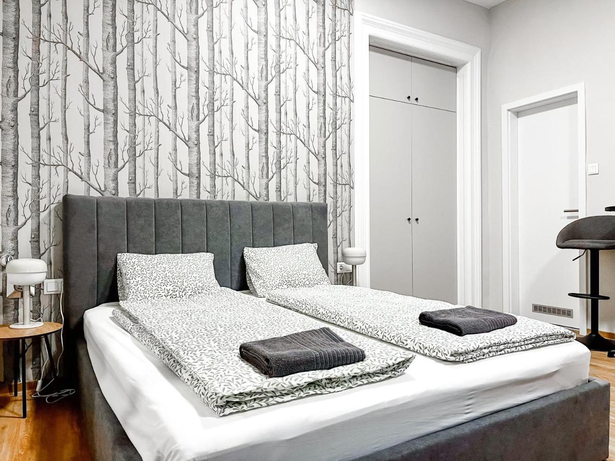 T32 Central Modern Suites Budapest Ngoại thất bức ảnh