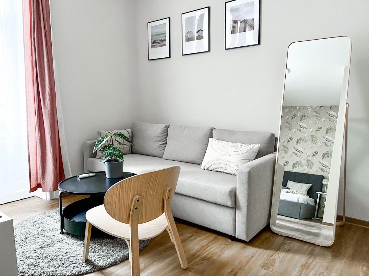 T32 Central Modern Suites Budapest Ngoại thất bức ảnh