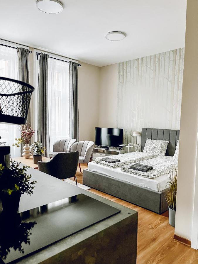 T32 Central Modern Suites Budapest Ngoại thất bức ảnh