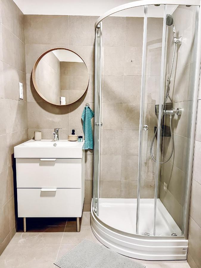 T32 Central Modern Suites Budapest Ngoại thất bức ảnh